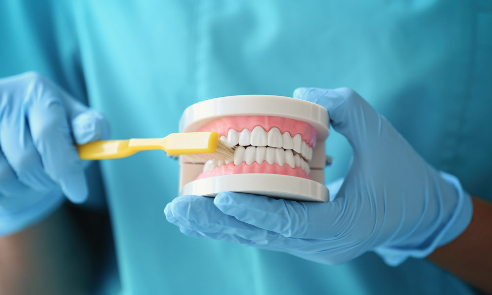 Całościowe leczenie stomatologiczne – odkryj drogę do zdrowych i uroczego uśmiechu.